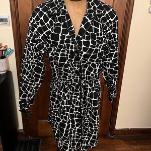 INC International Concepts Black and White Printed Trench Coat